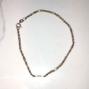 Petite gold chain bracelet